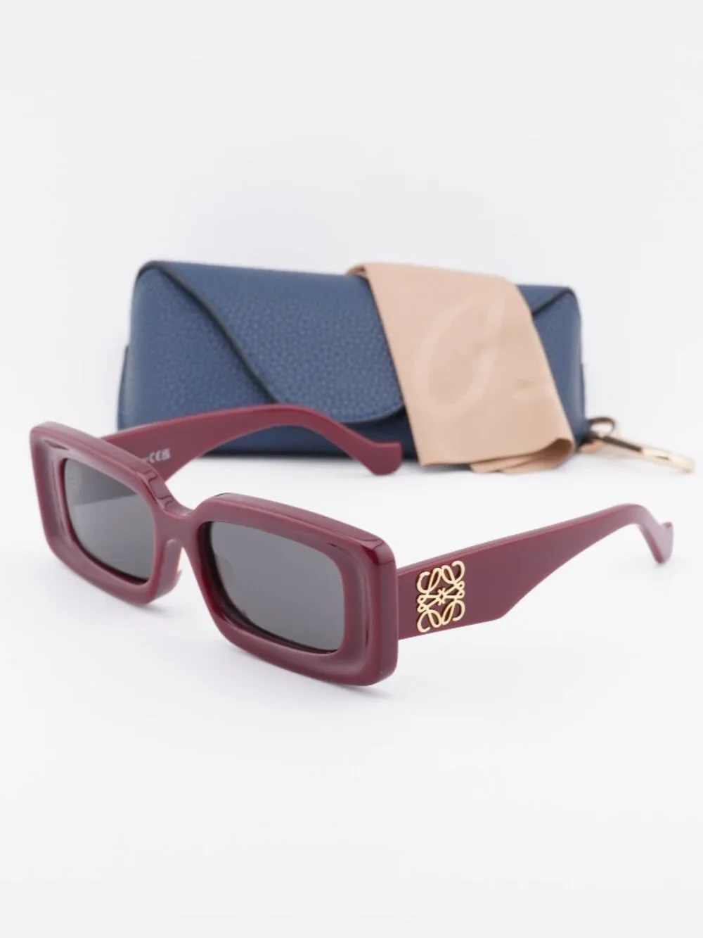 Loewe LW40102F 66A Square Sunglasses – Red\Grey